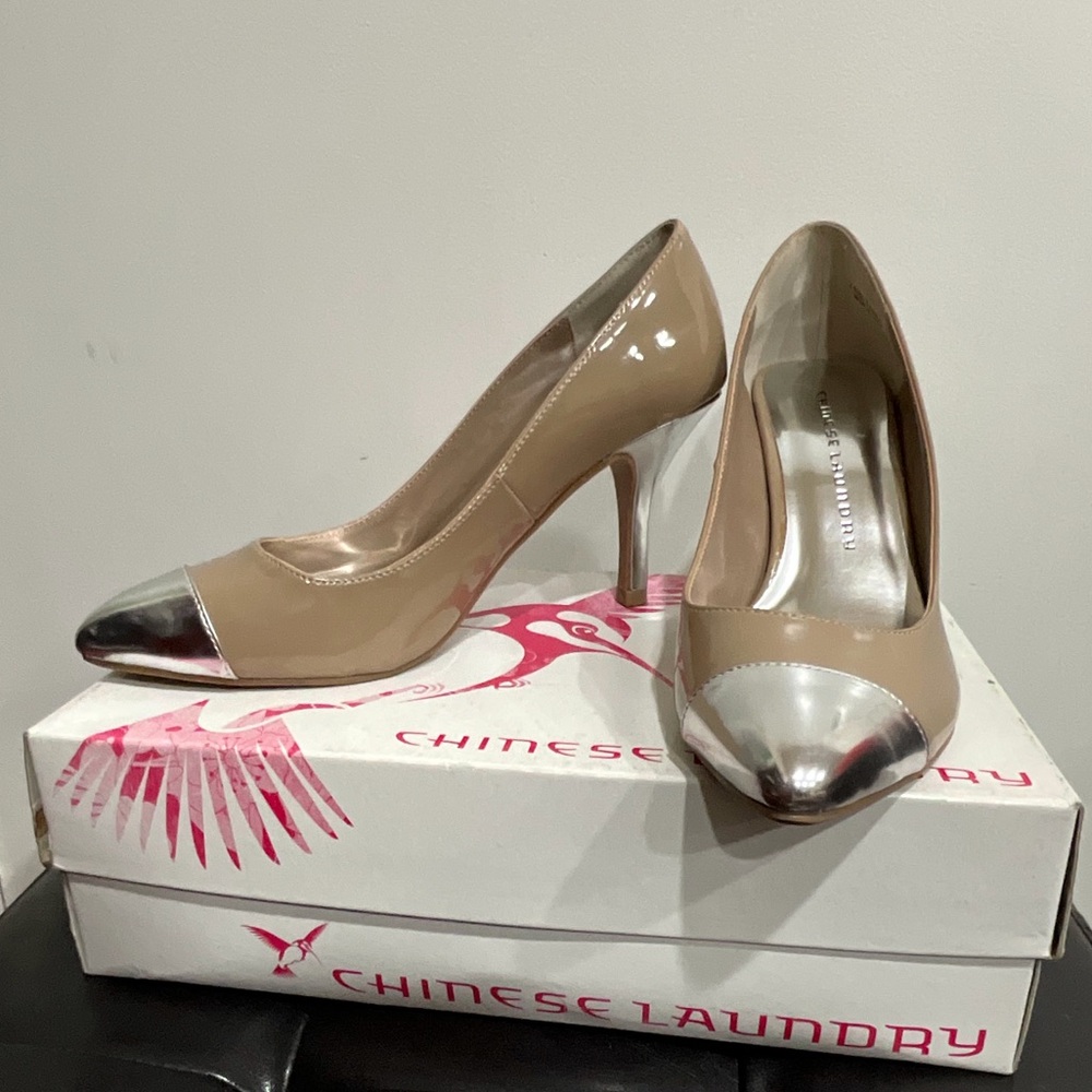 Chinese Laundry Women's Tan and Silver Heels *NEW W/O Tags*